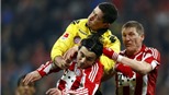 Bắt đầu cuộc đua Bayern - Dortmund: Đi vào tâm bão